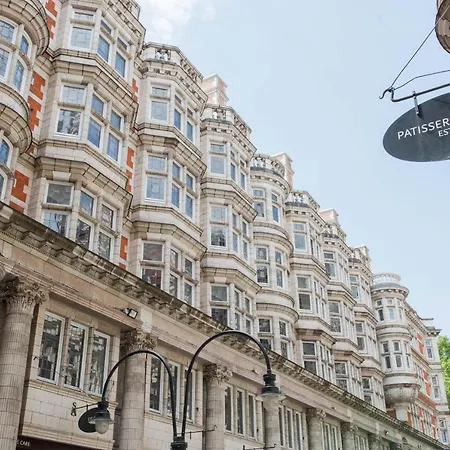 2Vh Virginia House, 31 Bloomsbury Way By City Living London-2